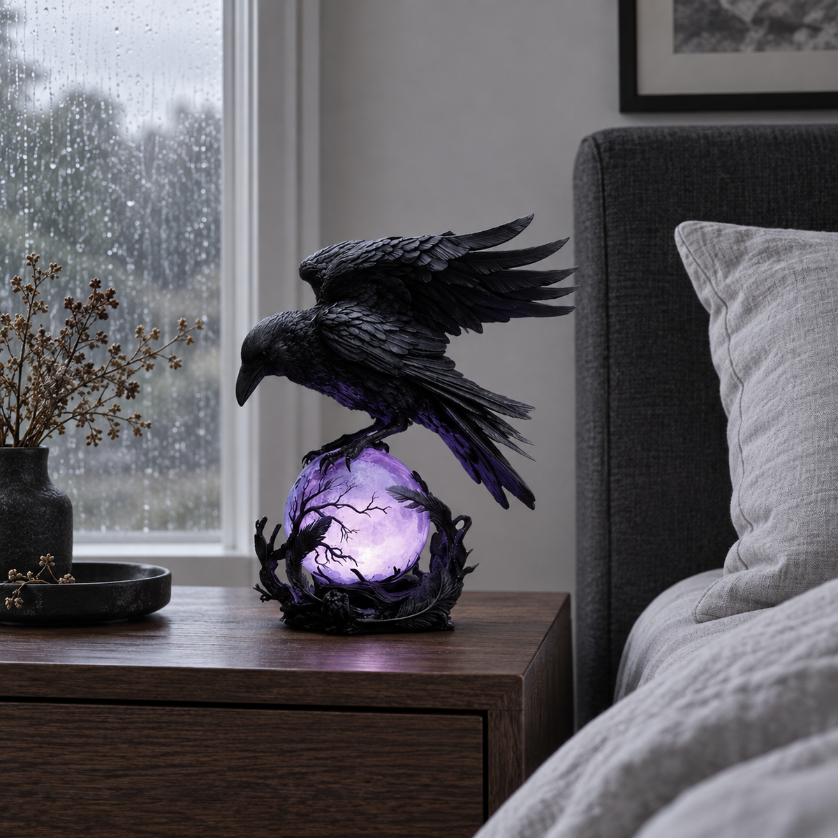 Nocturne™ – Raven Orb Lamp